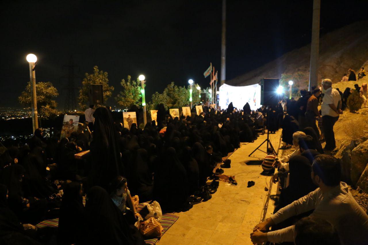 گردهمایی مادران شهدای مدافع حرم در کهف‌الشهدا برگزار شد+عکس