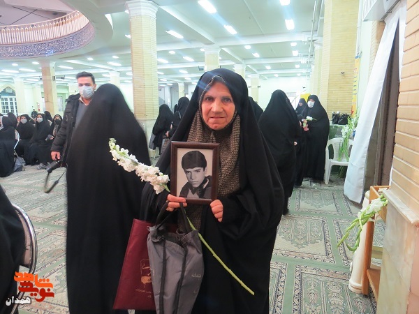 گزارش تصویری| تجلیل از مادران شهدا (۲)