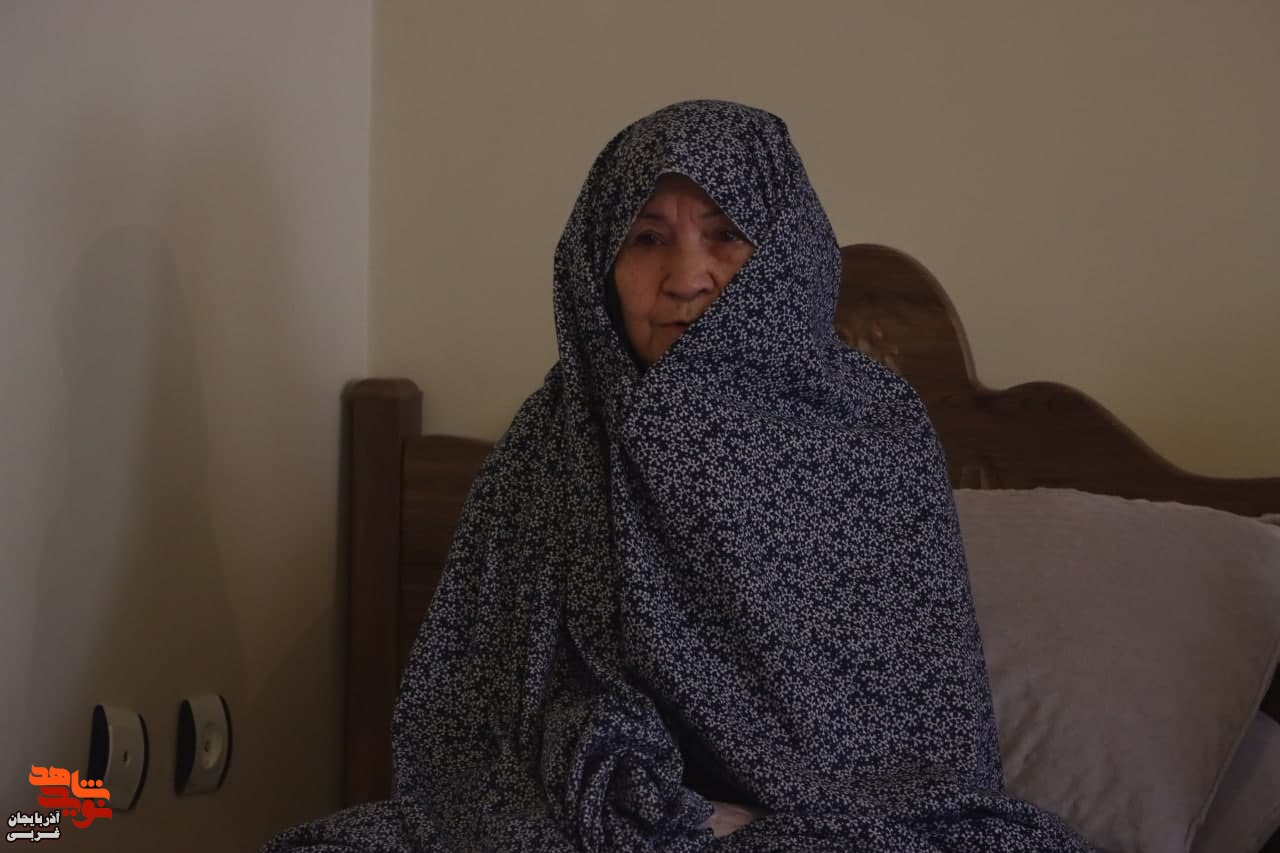 گزارش تصویری/دیدار و تجلیل از مادر معظم شهید