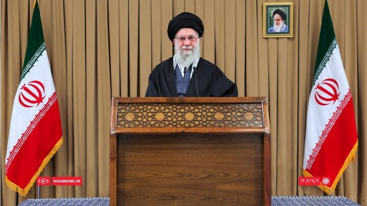 قائد الثورة: ظاهرة المقاومة ستستمر وتنمو.. الشعب الايراني هزم الامريكي والصهيوني دون شك