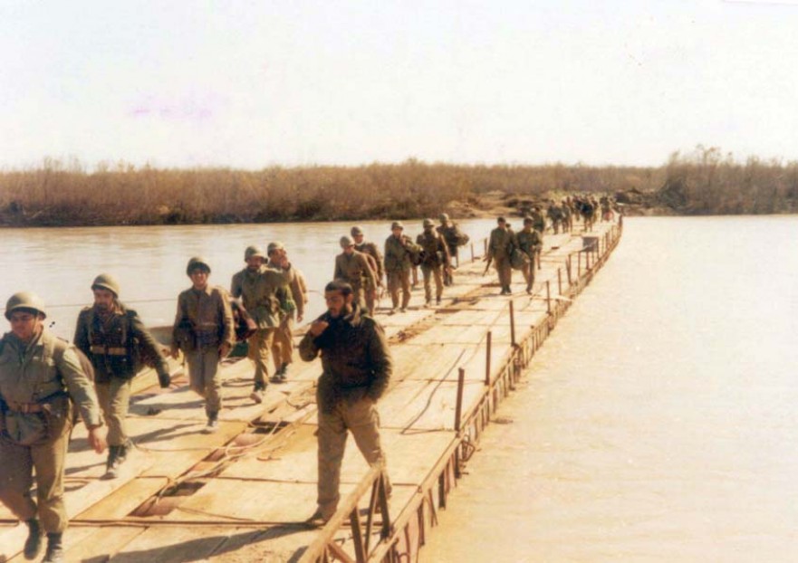 گنجینه تصاویر جهادسازندگی / پل سازی