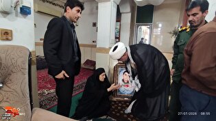 همزمان با سالروز اقامه نخستین نماز جمعه کشور؛...